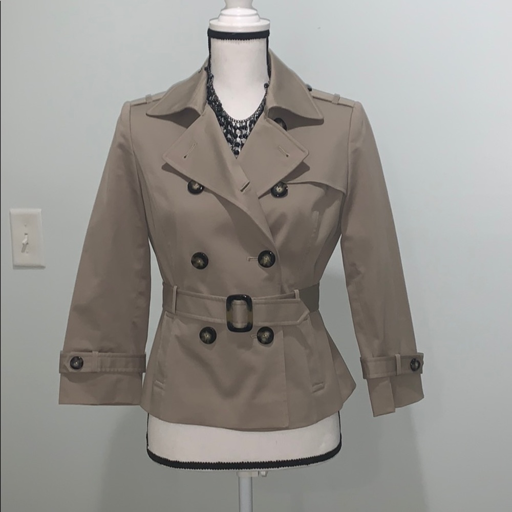 💃2x HP💃NWOT TAHARI Trench coat size 4P